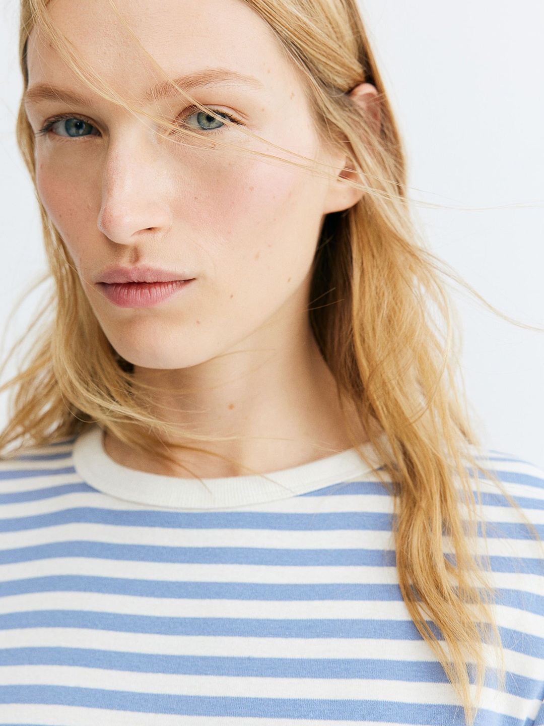 

H&M Fitted T-shirt, Blue