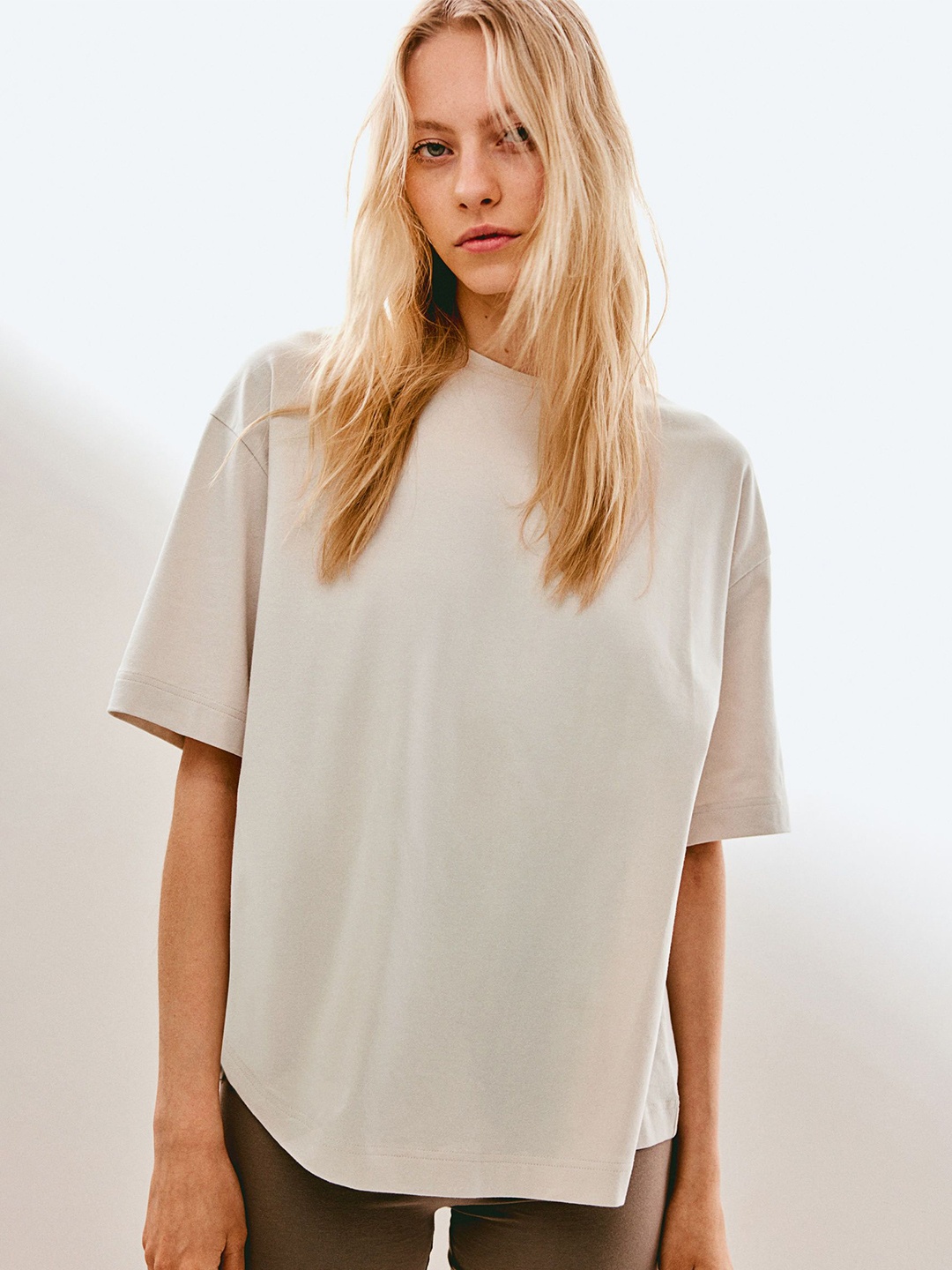

H&M T-shirt, Beige