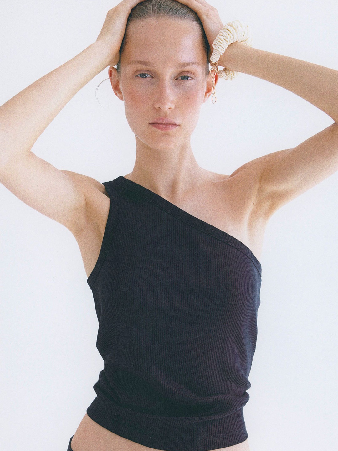 

H&M Ribbed One Shoulder Top, Black