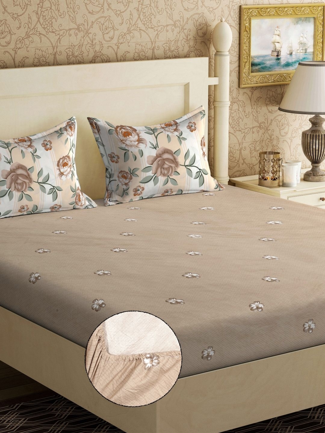 

KLOTTHE Brown Floral Printed 300TC Double King Fitted Bedsheet With 2 Pillow Covers