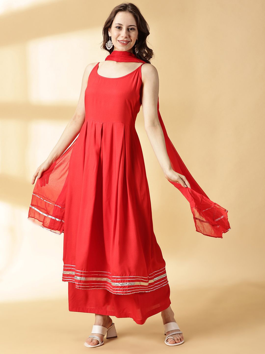 

DIVINATION Sleeveless Anarkali Kurta With Palazzos & Dupatta, Red