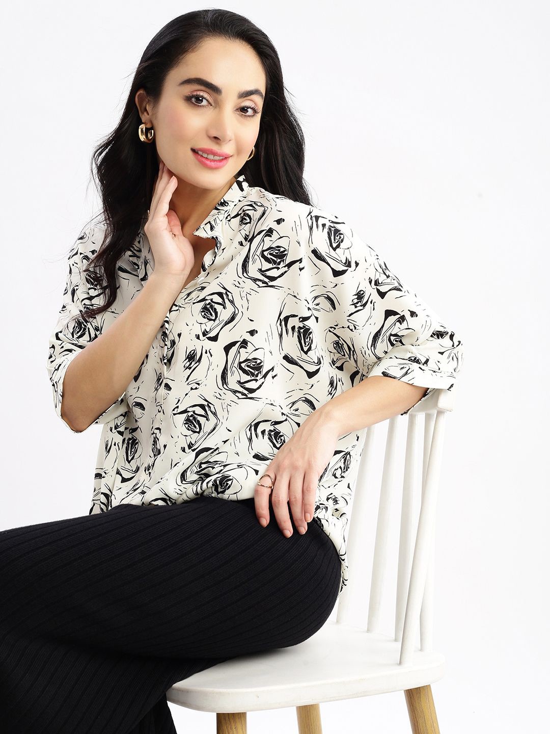 

SHOWOFF Women Mandarin Collar Synthetic Crepe Top, Cream