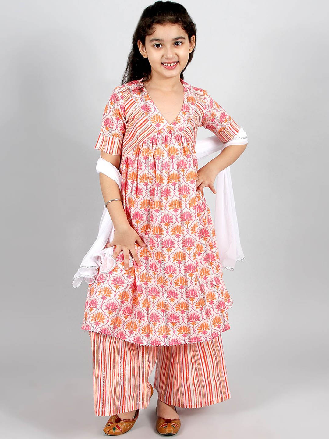 

INCLUD Girls Ethnic Motifs Printed Gotta Patti Pure Cotton Kurta With Trousers & Dupatta, Peach