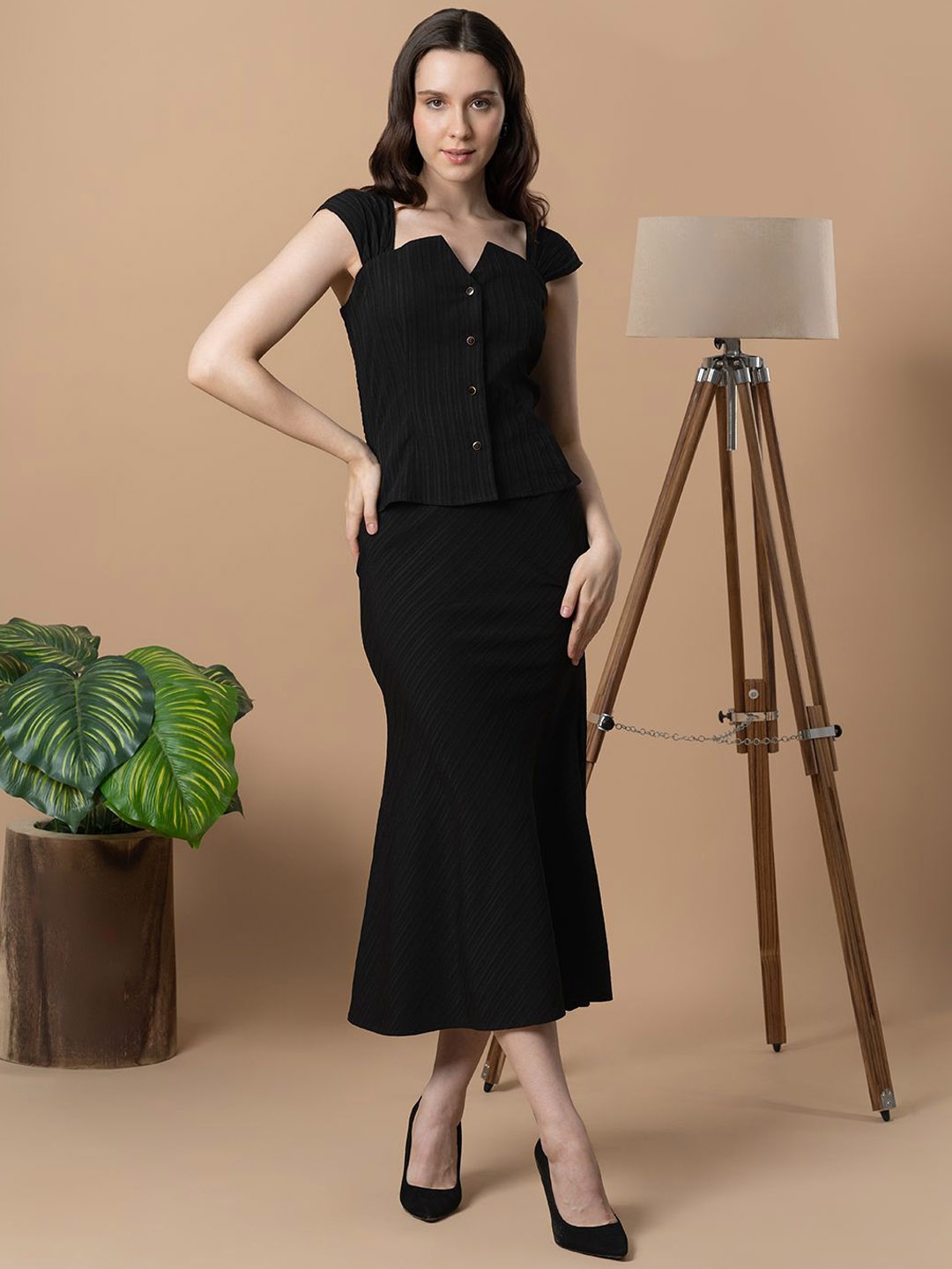 

BLANC9 Textured Top & Skirt, Black