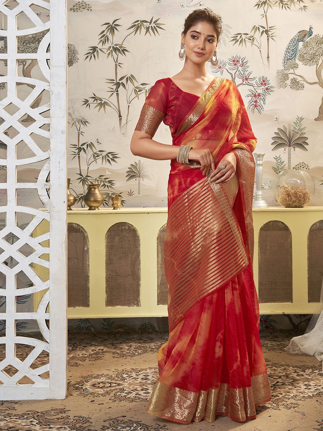 

Satrani Woven Design Zari Organza Banarasi Saree, Red