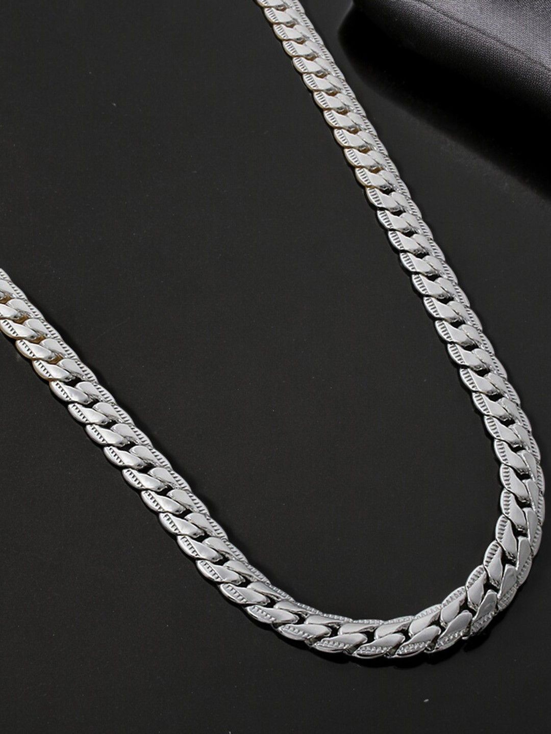

OOMPH Men Snake Chain, Silver