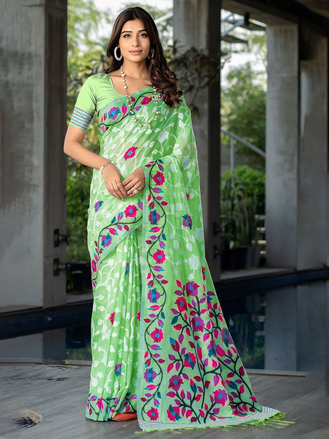 

HEER FASHION Ethnic Motifs Printed Pure Cotton Jamdani Saree, Green