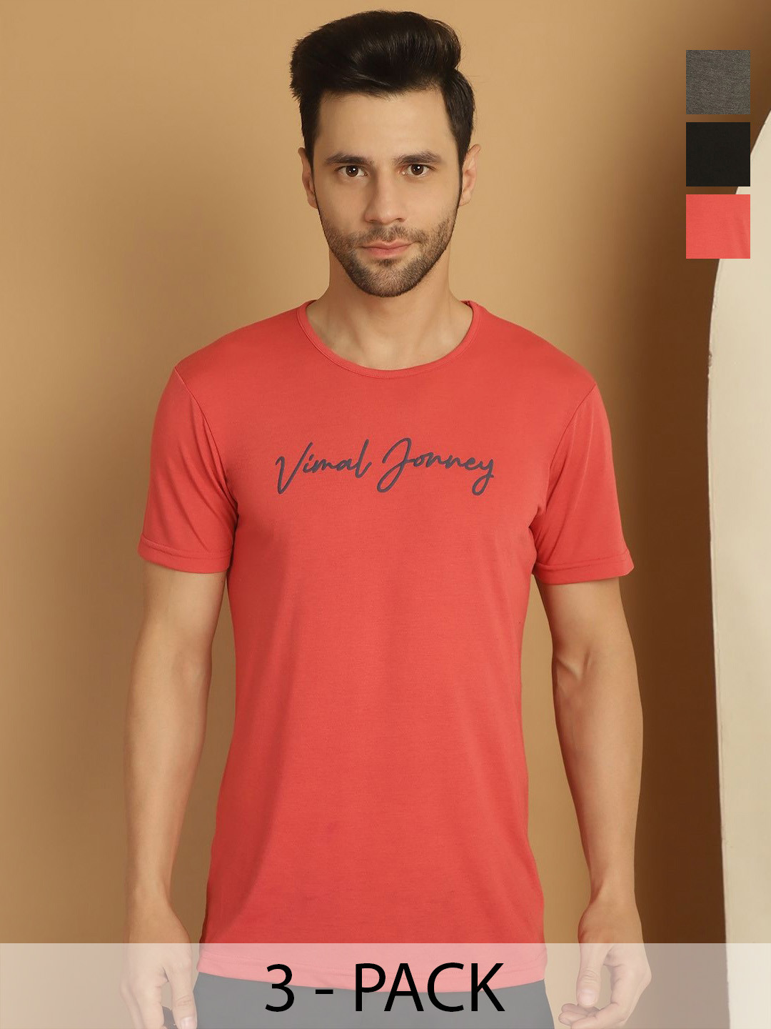 

VIMAL JONNEY Men Typography 3 Printed Pockets T-shirt, Multi