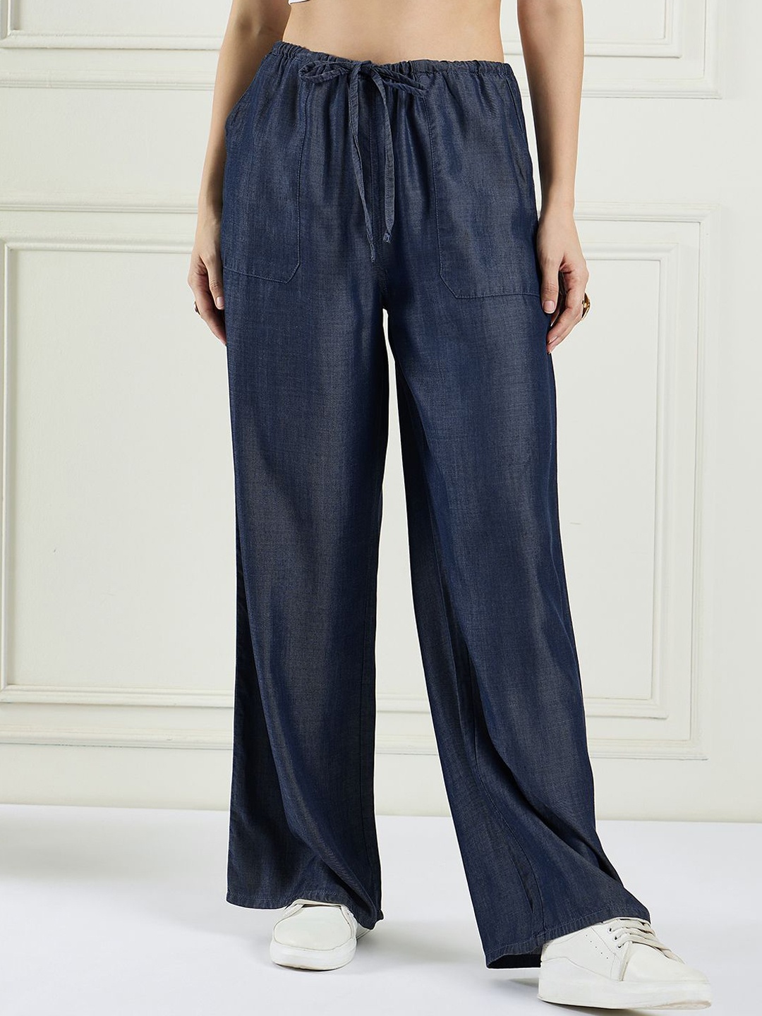 

DRAPE AND DAZZLE Women Denim Relaxed Mid-Rise Parallel Trousers, Navy blue