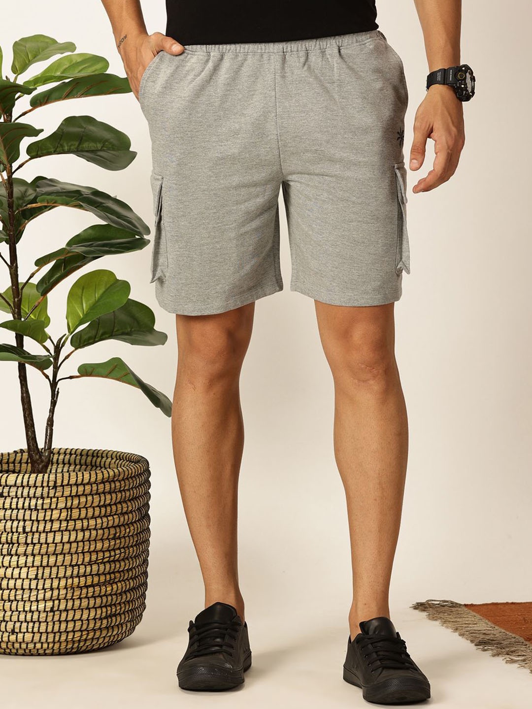 Mast & Harbour Men Mid-Rise Regular Fit Shorts, Grey melange