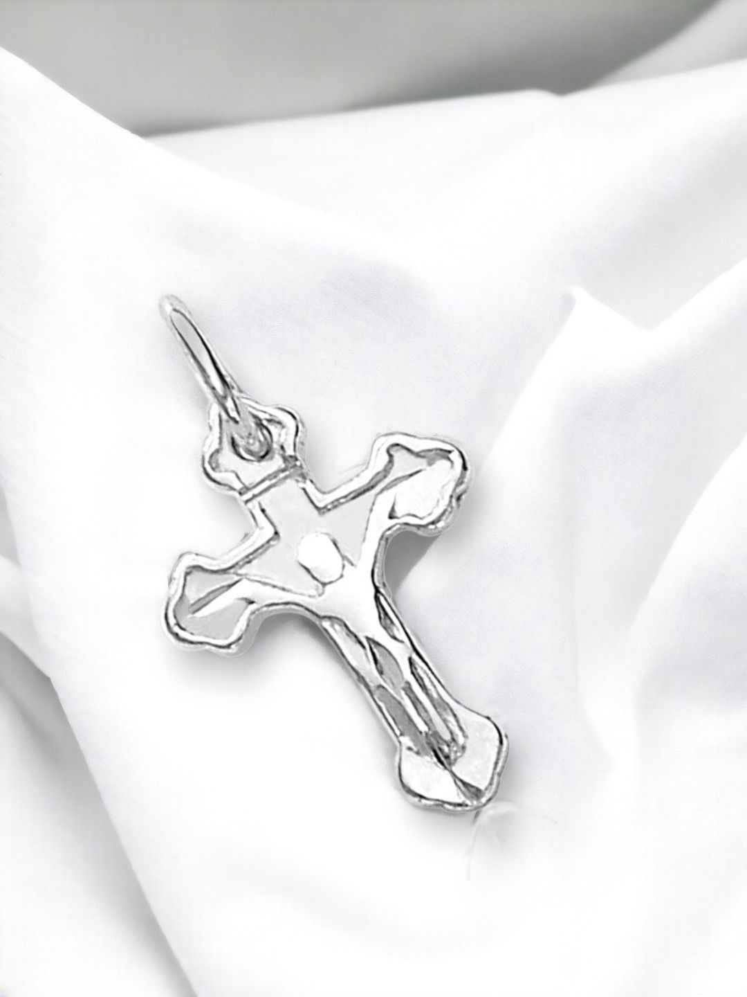 

Taraash Unisex 925 Sterling Silver Cross Pendant