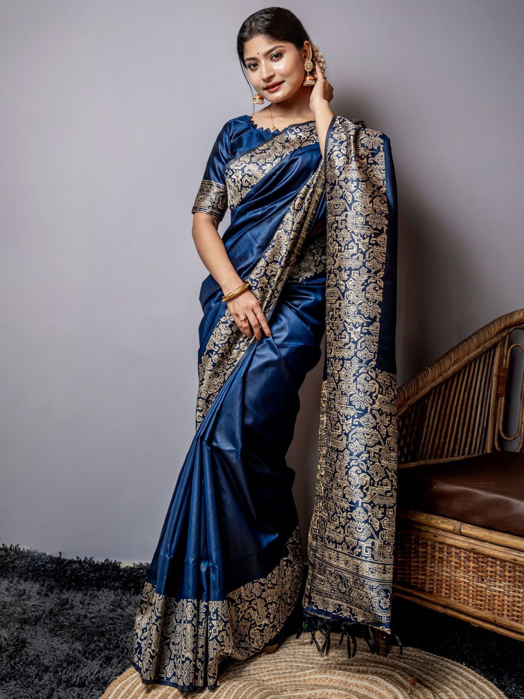 

Mitera Ethnic Motif Woven Design Tassel Saree, Navy blue