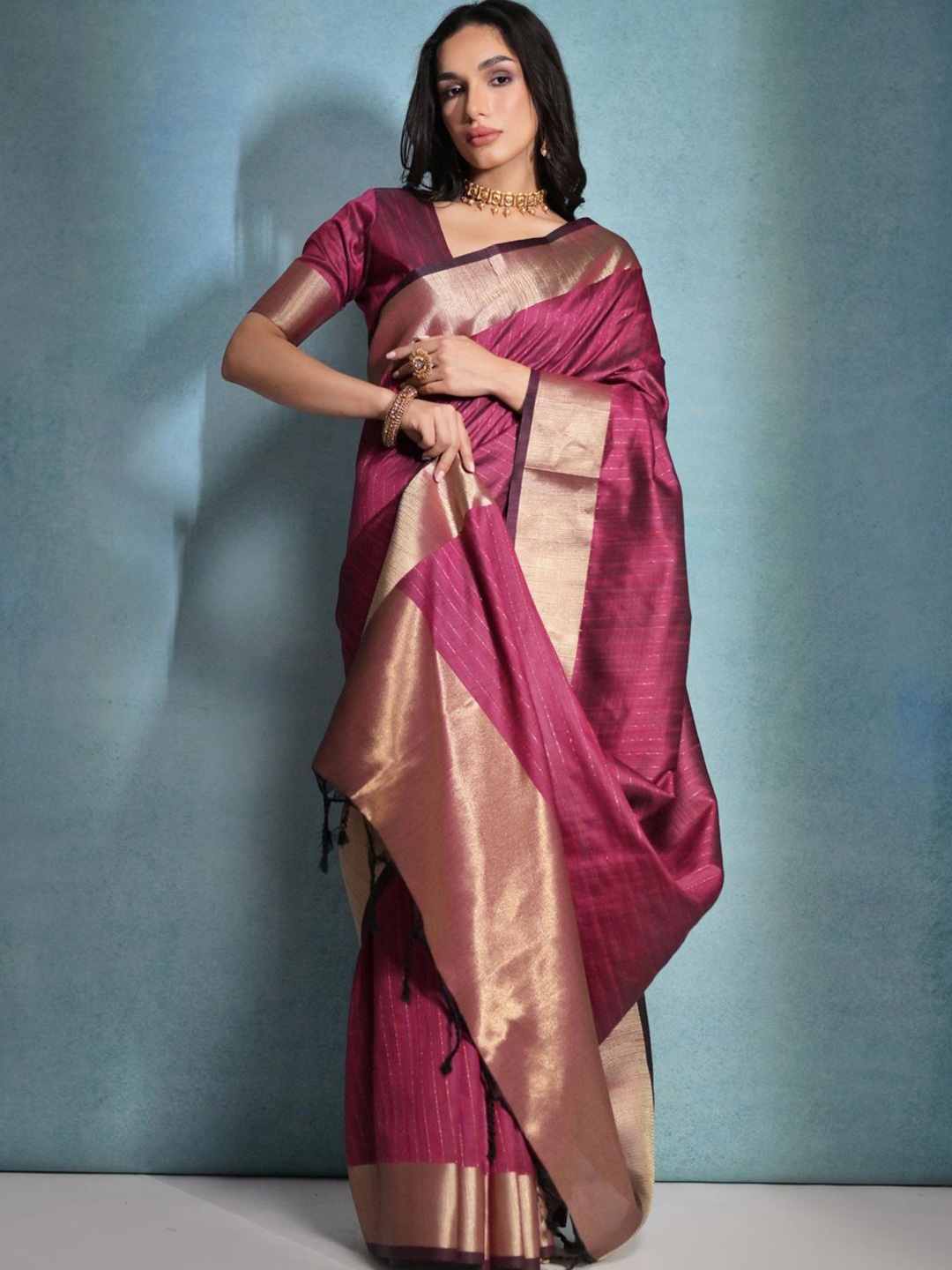 

Panzora Striped Woven Design Zari Saree, Pink