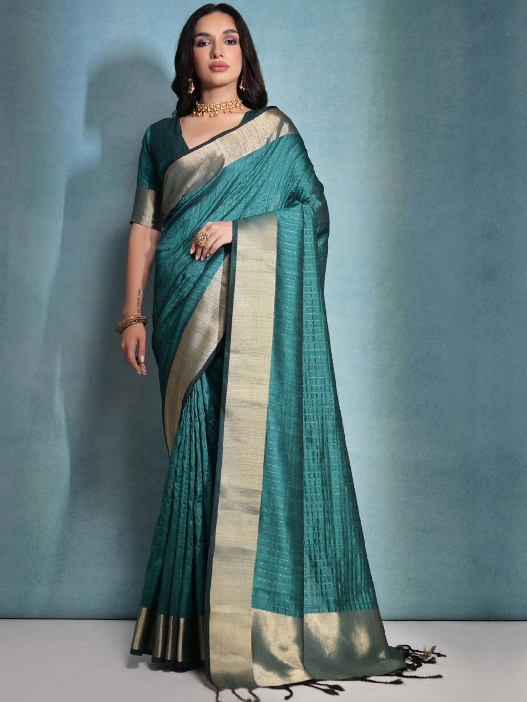 

Panzora Woven Design Striped Zari Saree, Turquoise blue