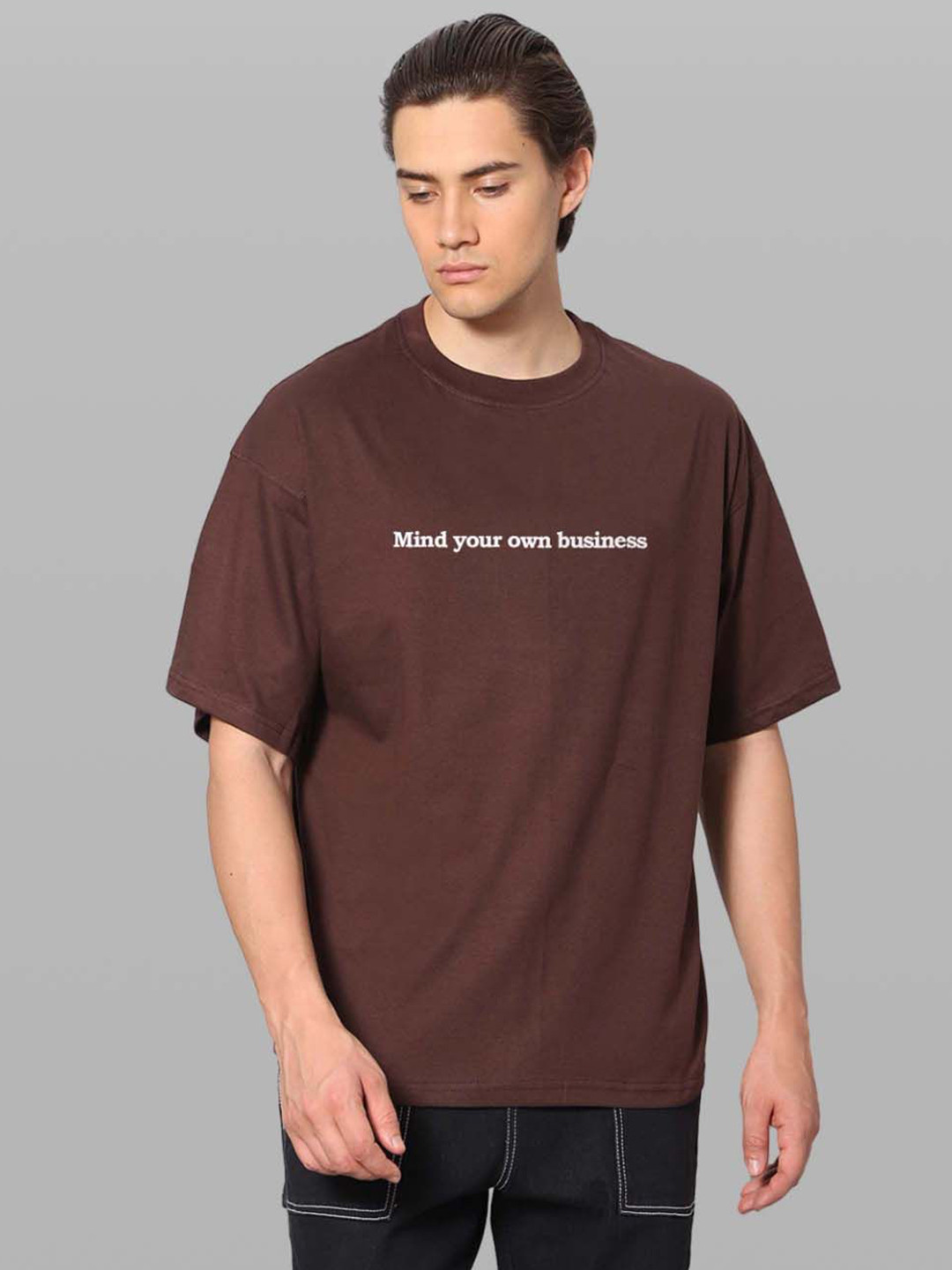 

Besick Men Typography Checked T-shirt, Brown