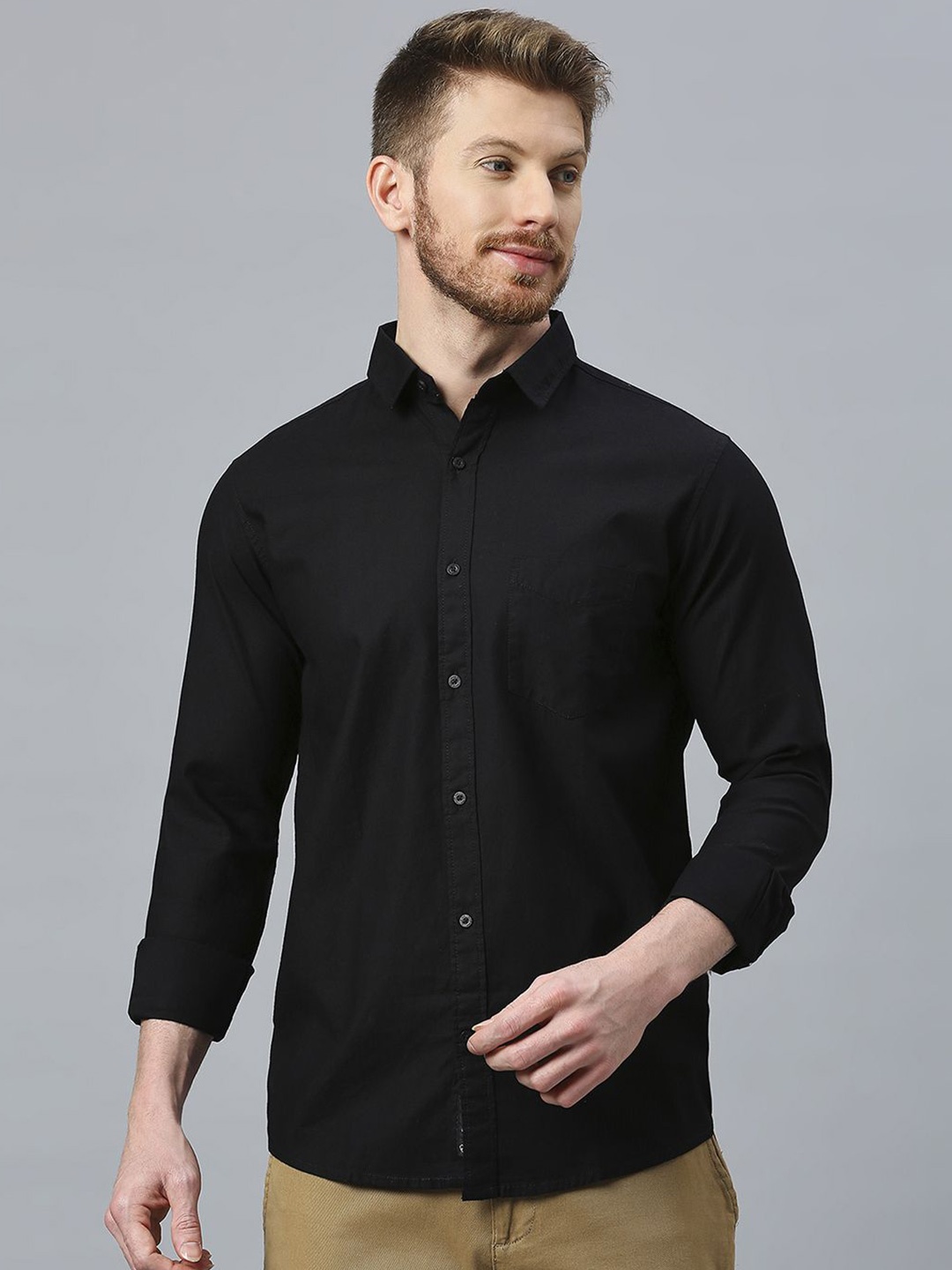 

Klub Fox Men Solid Cotton Cotton Slim Fit Opaque Checked Casual Shirt, Black