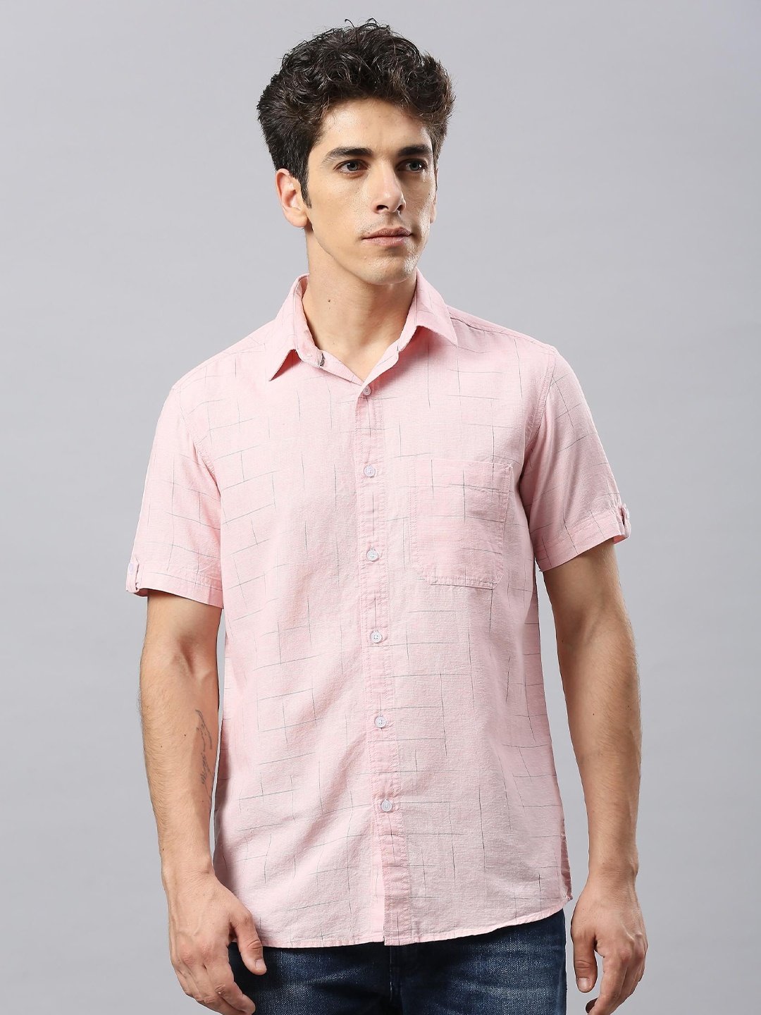 

Klub Fox Men Regular Fit Opaque Casual Shirt, Pink