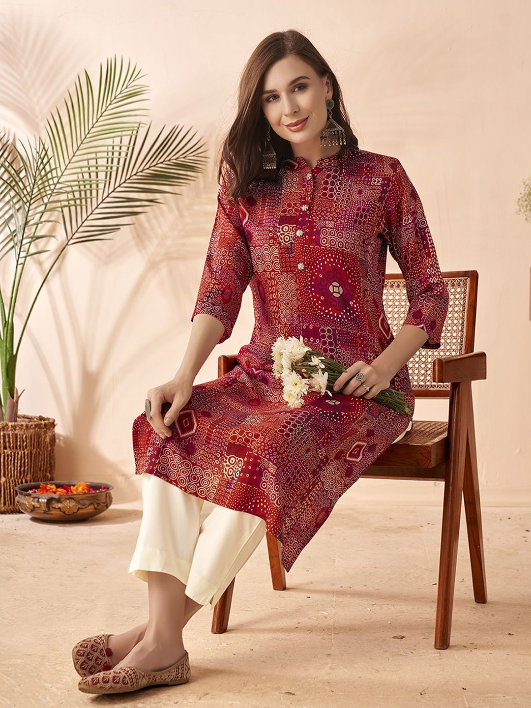 

Anouk Floral Printed Mandarin Collar Straight Kurta, Red