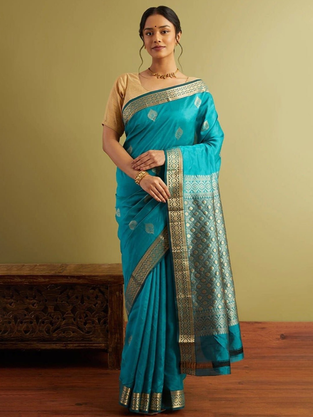 

Upalksh Ethnic Motif Zari Woven Kanjeevaram Saree, Turquoise blue