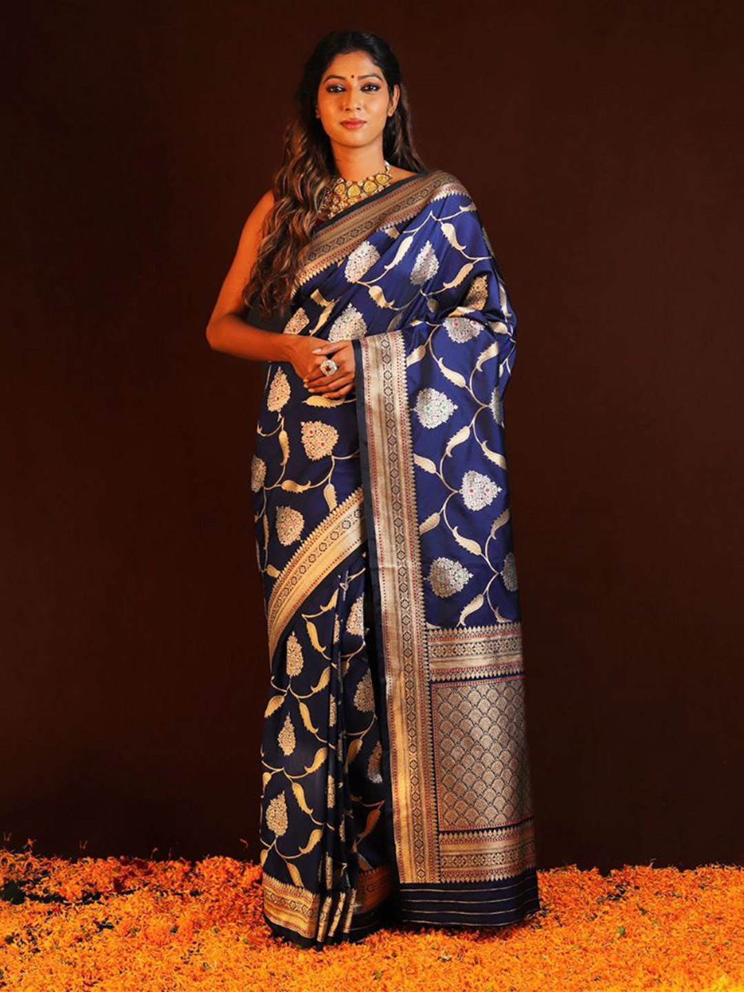 

Upalksh Ethnic Motif Zari Woven Kanjeevaram Saree, Navy blue