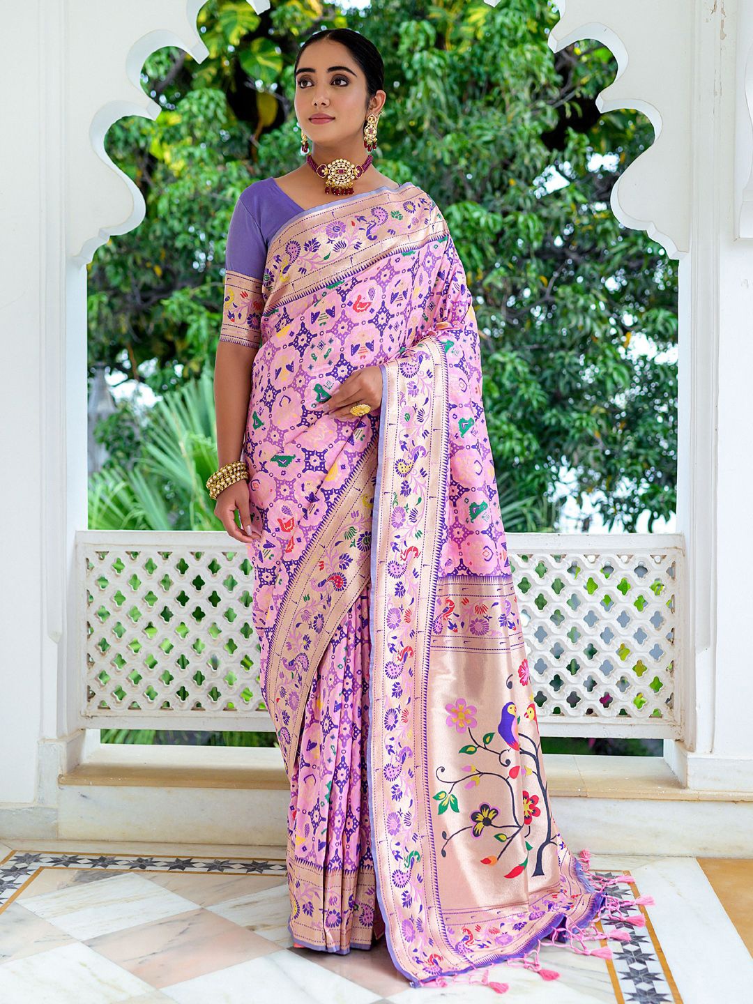 

Panzora Woven Design Zari Paithani Saree, Peach