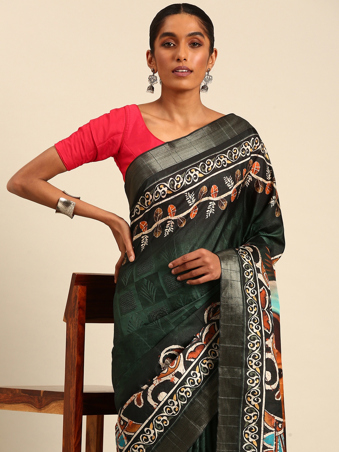 

SANGAM PRINTS Ethnic Motifs Printed Tussar Saree, Black