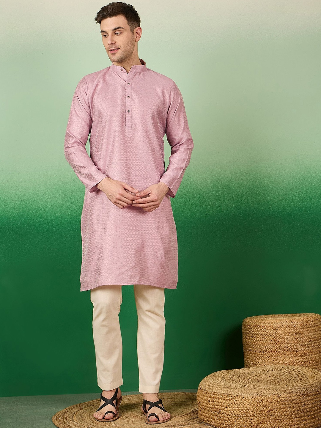

Sangria Men Woven Designed Kurta With Pyjama & Nehru Jacket, Pink