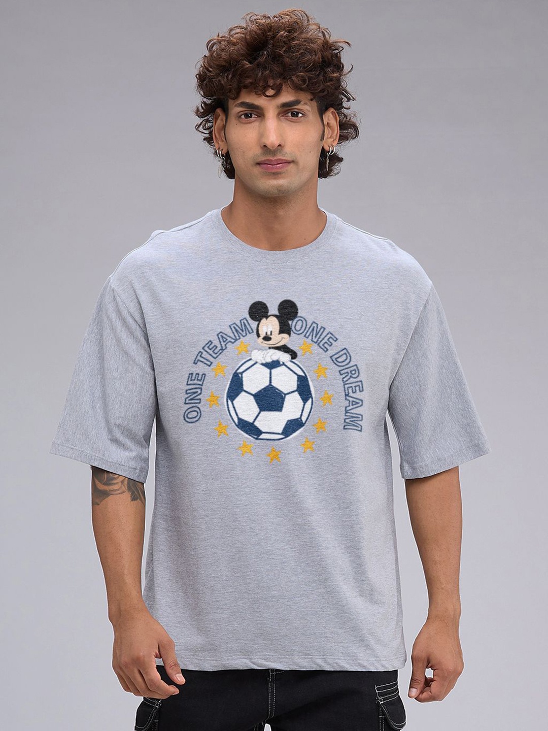 

Kook N Keech Disney Men Printed Raw Edge T-shirt, Maroon