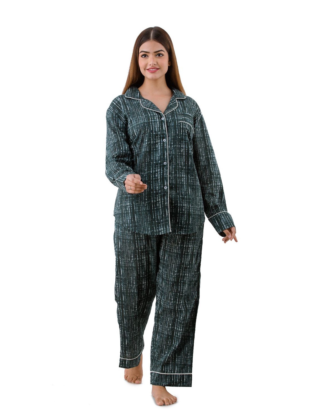 

Nation Polo Club Striped Night suit, Green