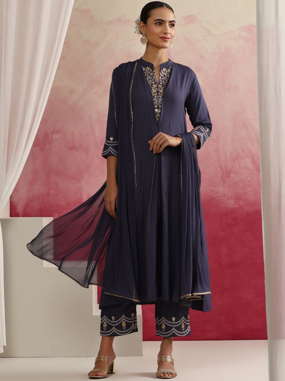 

Khushal K Floral Yoke Design Mandarin Collar A-Line Kurta with Trousers & Dupatta, Navy blue