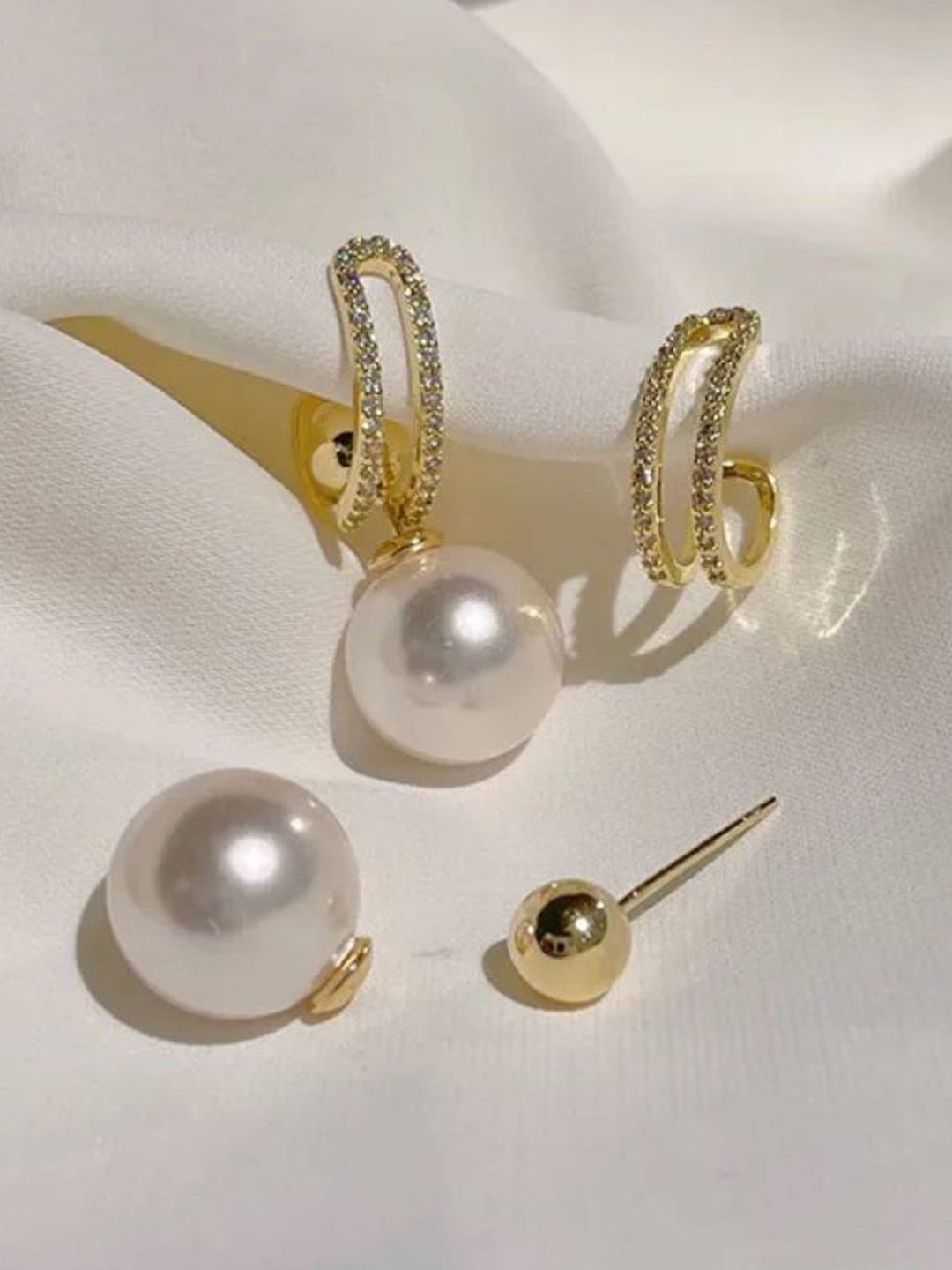 

Softwrap Gold-Plated Pack of 2 Contemporary Studs Earrings, White
