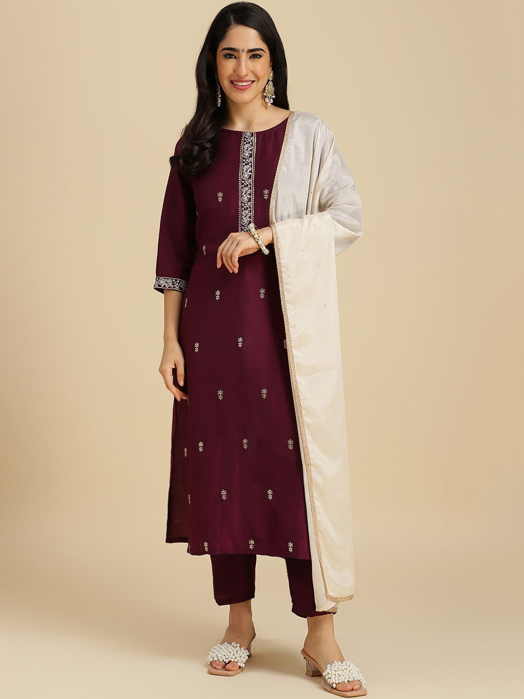 

BAESD Floral Embroidered Regular Thread Work Kurta with Trousers & Dupatta, Burgundy