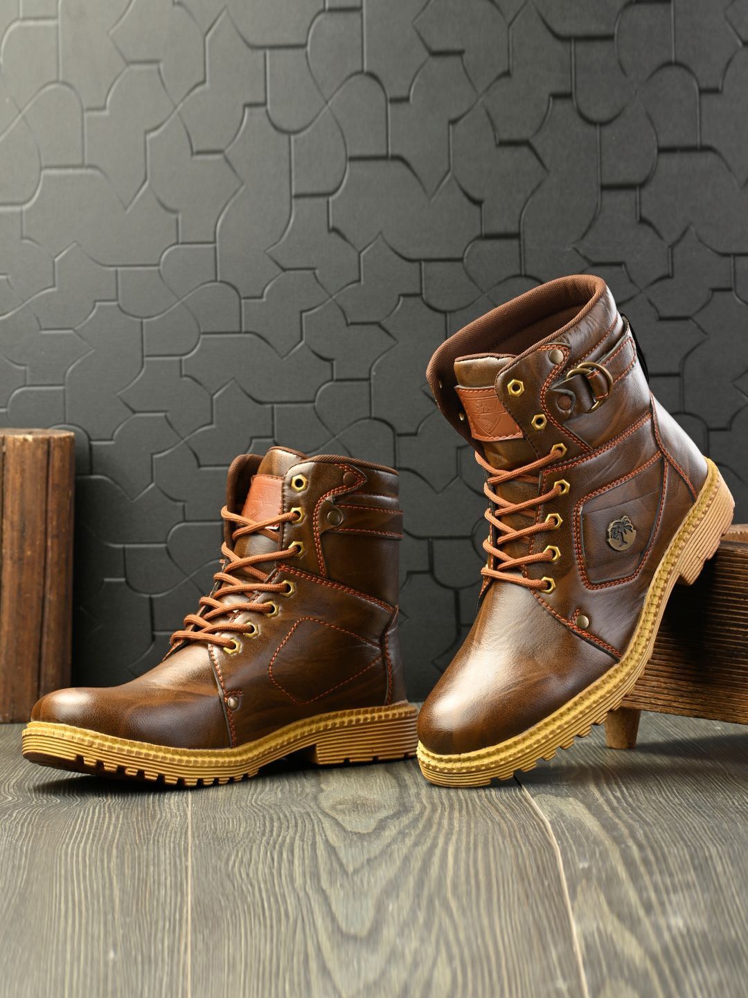 

Big Fox Men Mid-Top Block Heeled Boots, Brown