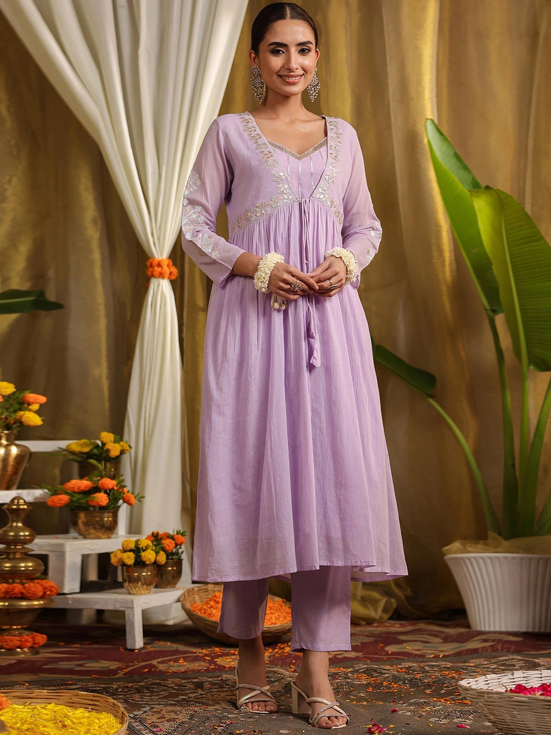 

SCAKHI Floral Embroidered Empire Pure Cotton Anarkali Kurta with Trousers, Lavender