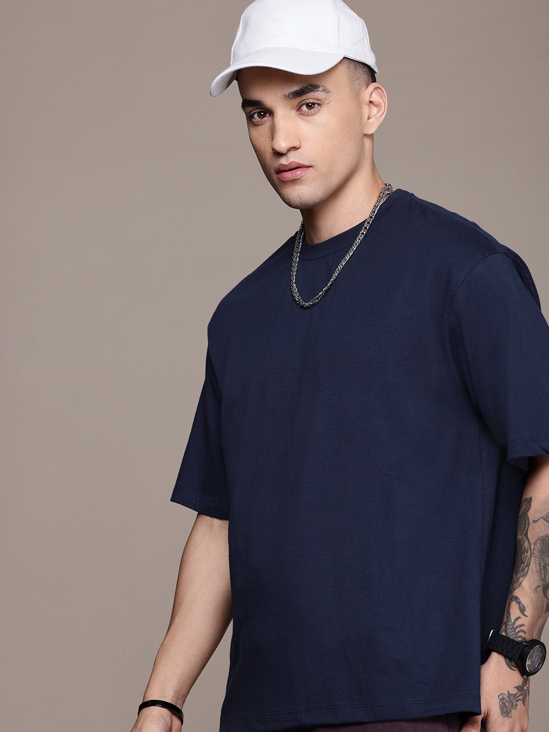 

Roadster Men Oversized T-shirt, Navy blue