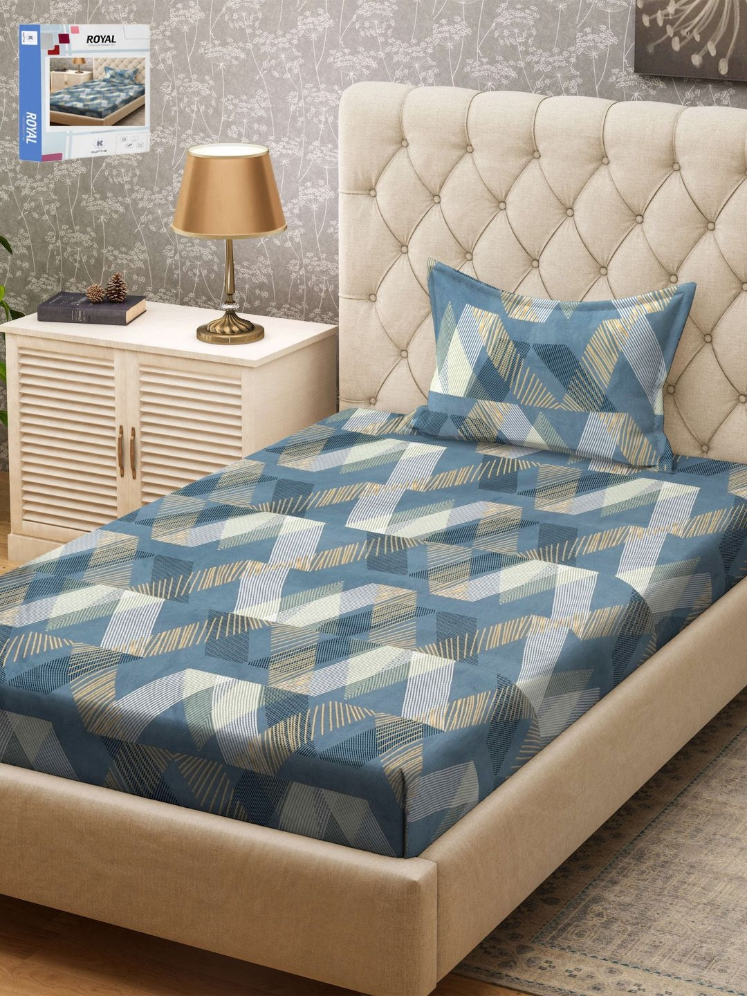 

KLOTTHE Turquoise Blue & White Geometric Printed 300TC Single Bedsheet & Pillow Covers