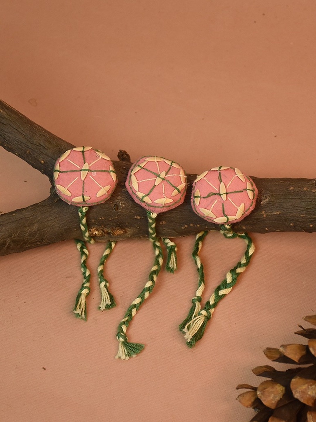 

Indigifts Set Of 3 Rakhi With Seed, Pink