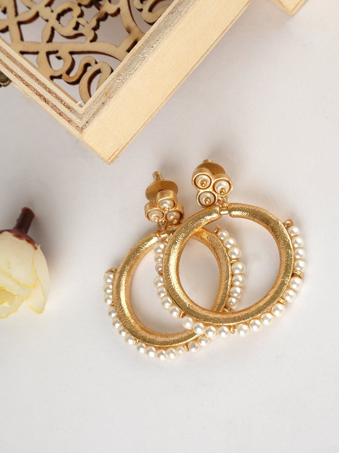 

TOTAPARI Gold Plated Pearl Drop Earrings