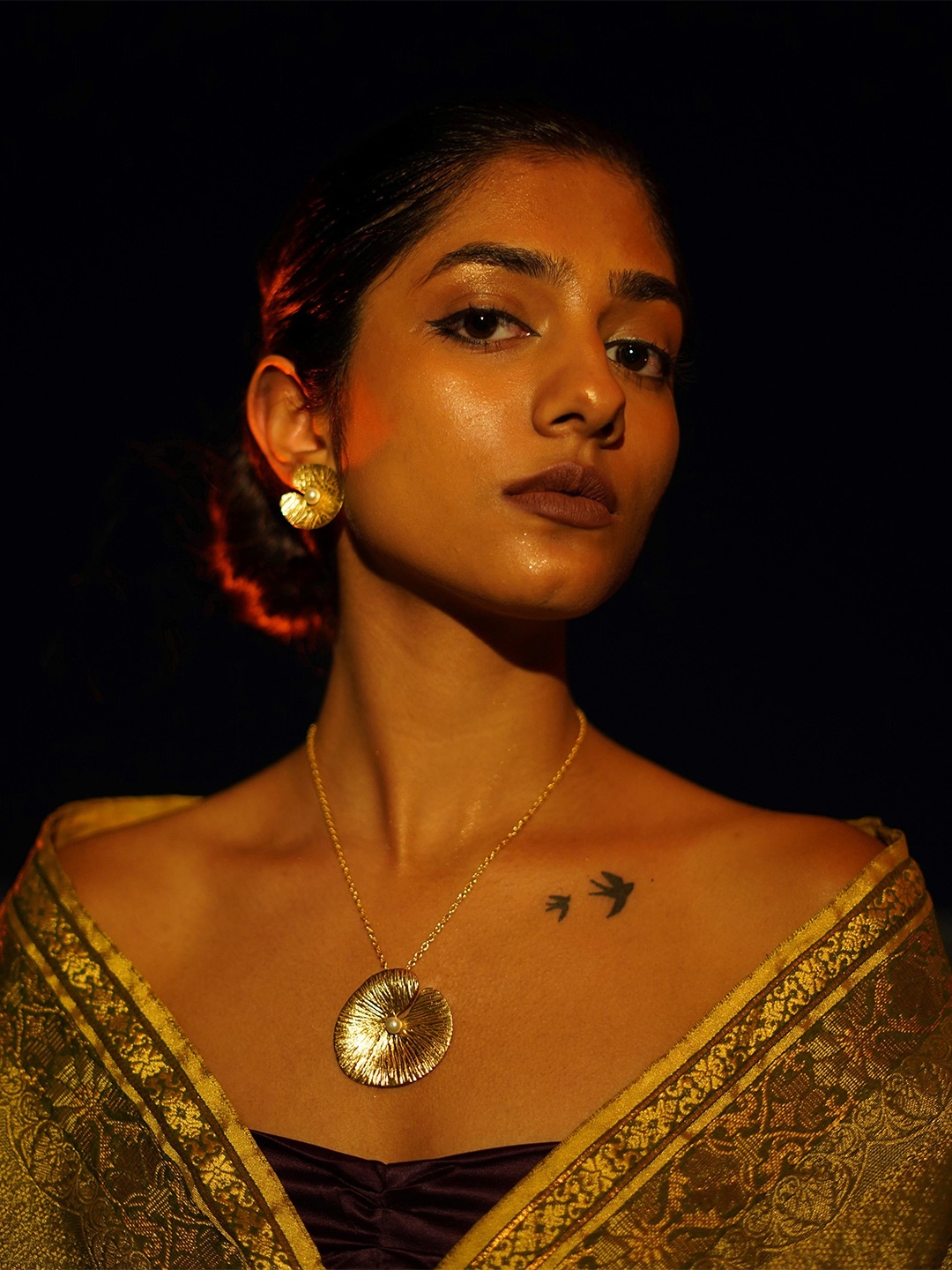 

TOTAPARI Gold-Plated Pearl-Beaded Jewellery Set