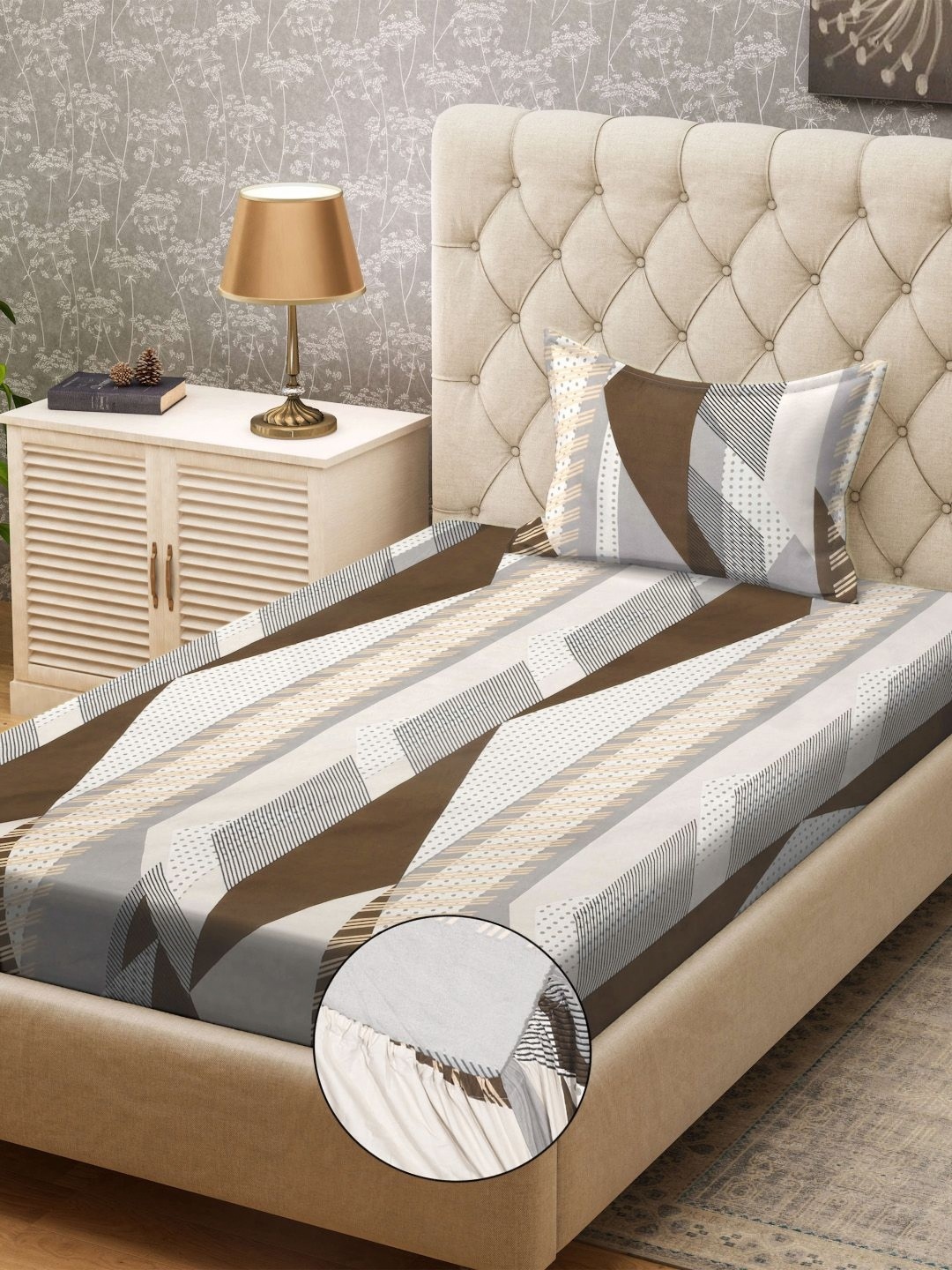 

KLOTTHE Grey & White Geometric Printed 300TC Fitted Single Bedsheet & Pillow Covers