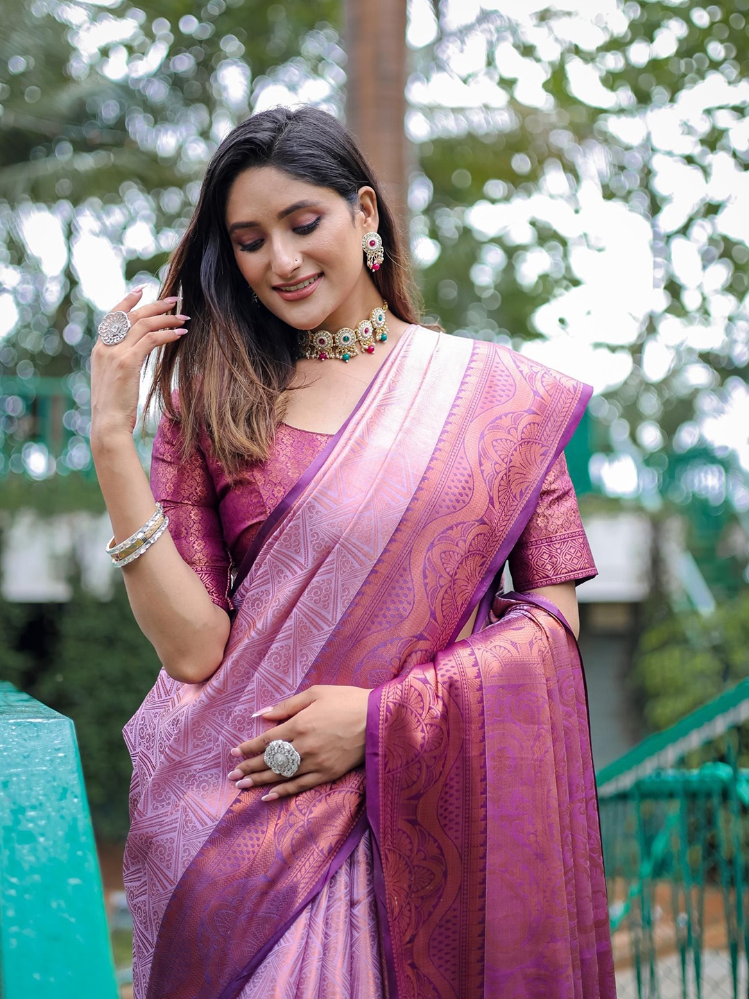 

Mitera Zari Woven Kanjeevaram Saree with Blouse, Lavender