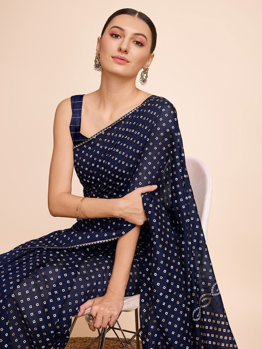 

Mitera Ethnic Motifs Printed Gotta Patti Bandhani Saree, Navy blue