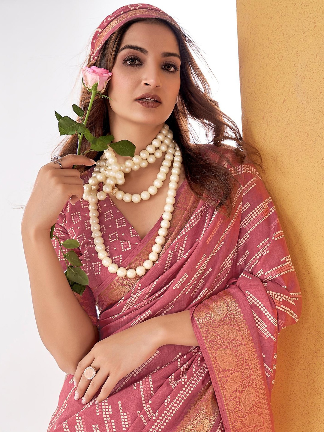 

Mitera Woven Design Zari Saree, Rose