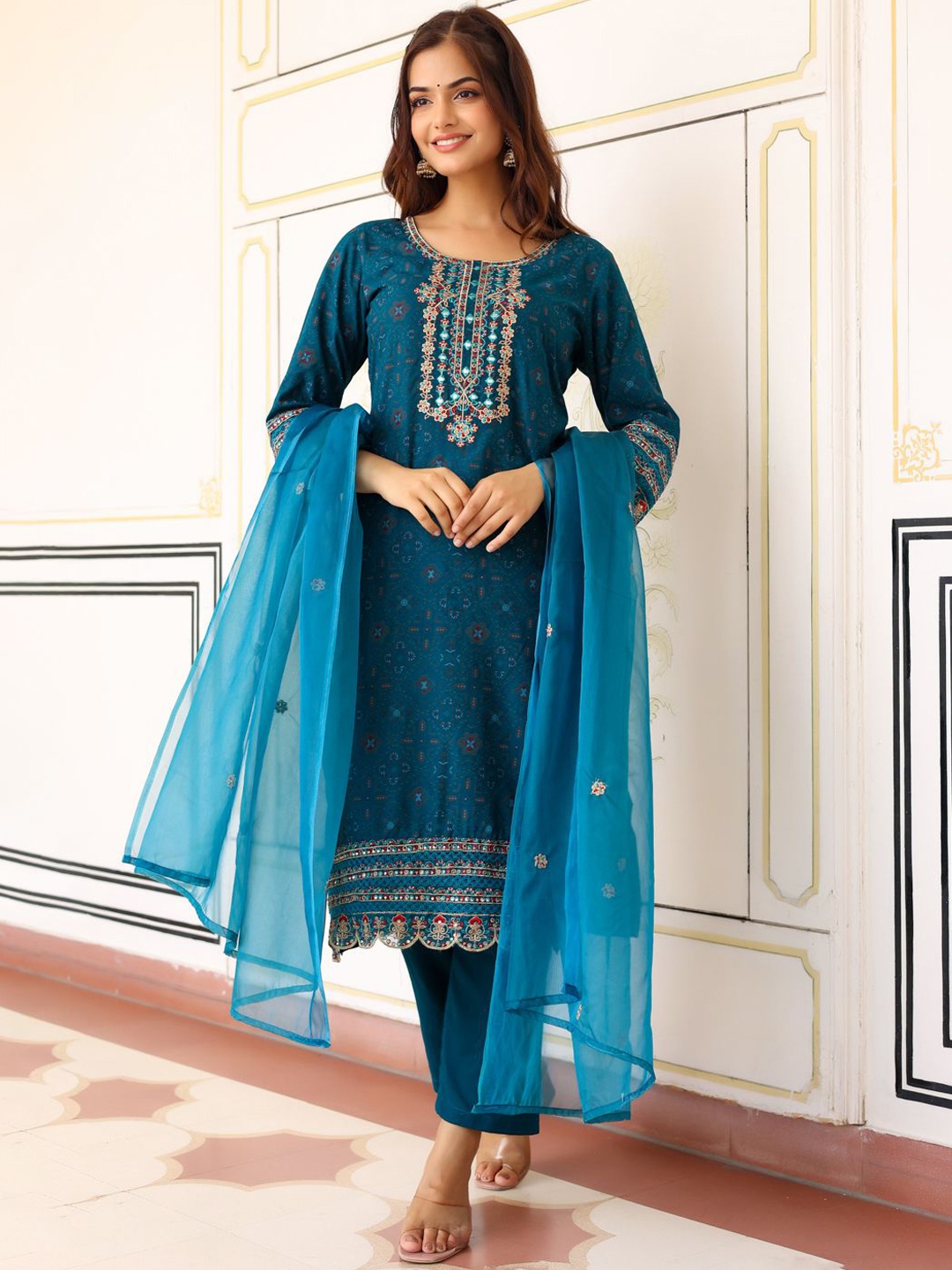 

Anouk Ethnic Motifs Printed Mirror Work Straight Kurta With Trousers & Dupatta, Teal