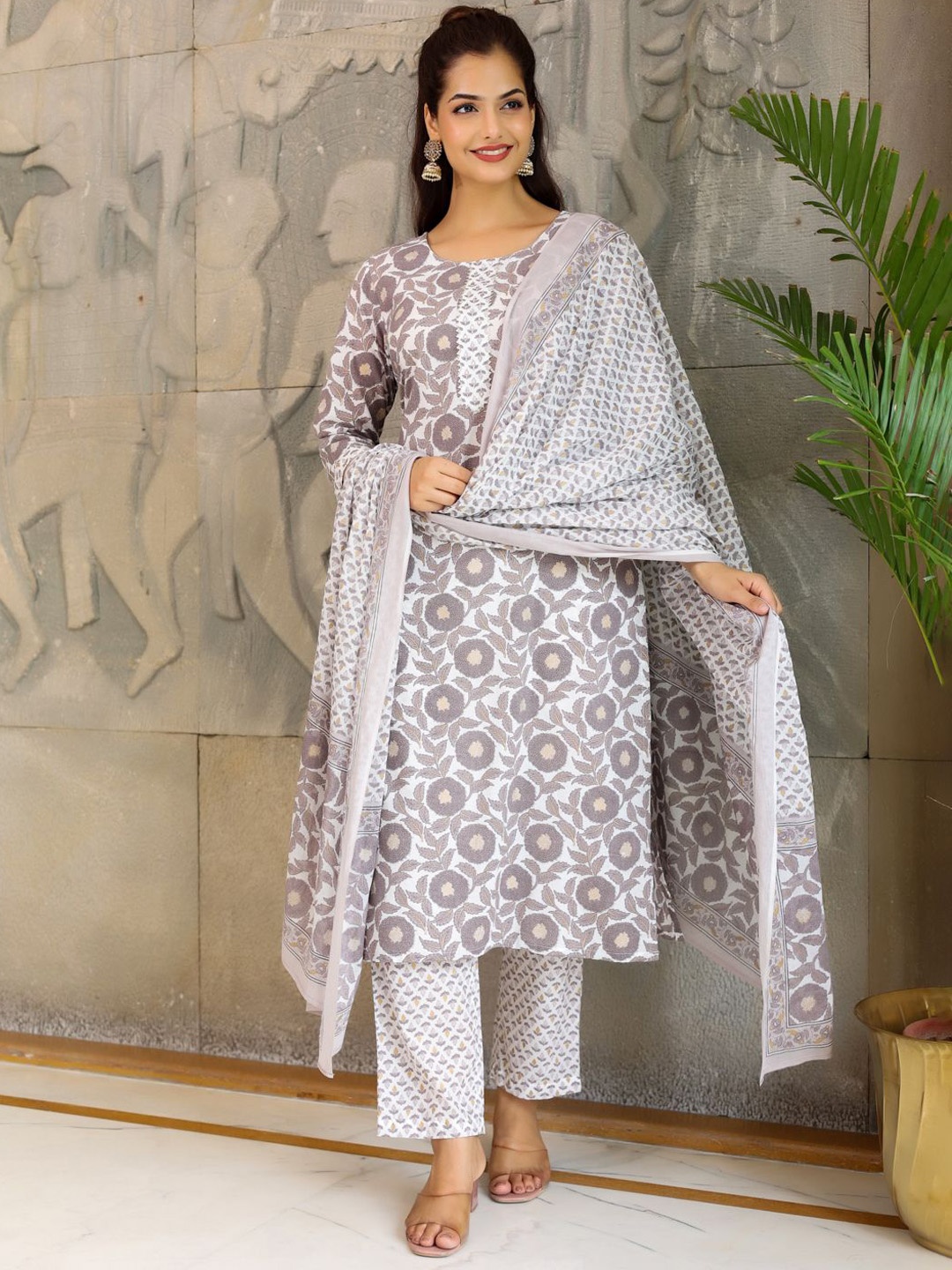 

Anouk Grey Floral Printed Gotta Patti Pure Cotton Straight Kurta With Trousers & Dupatta