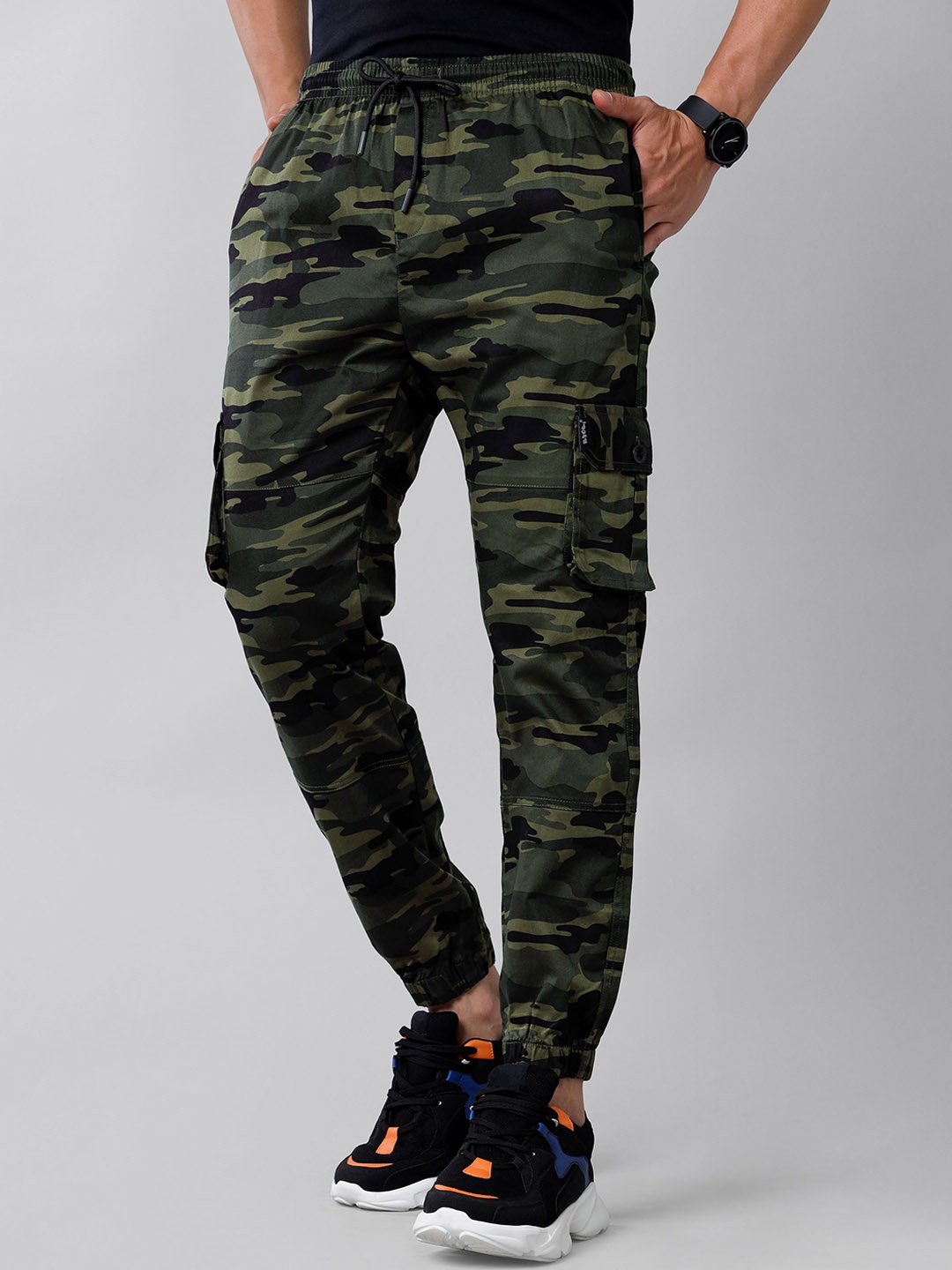 

Beyoung Men Cotton Camouflage Printed Joggers Trousers, Green