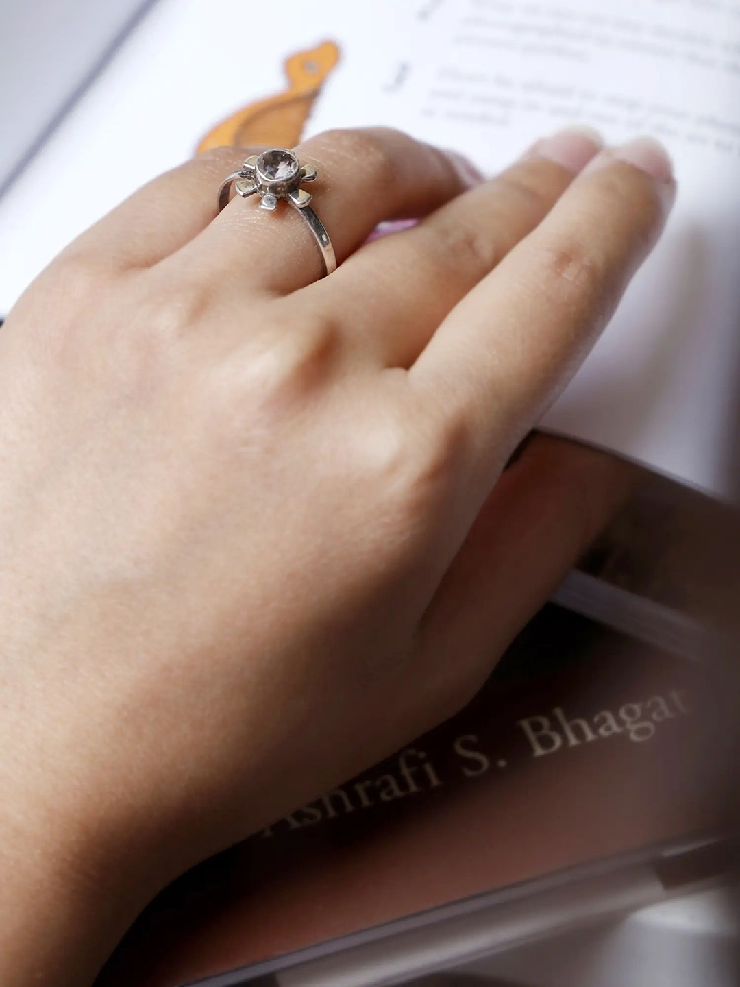 

Exotic India Quartz Gemstone Sterling Silver Floral Design Ring