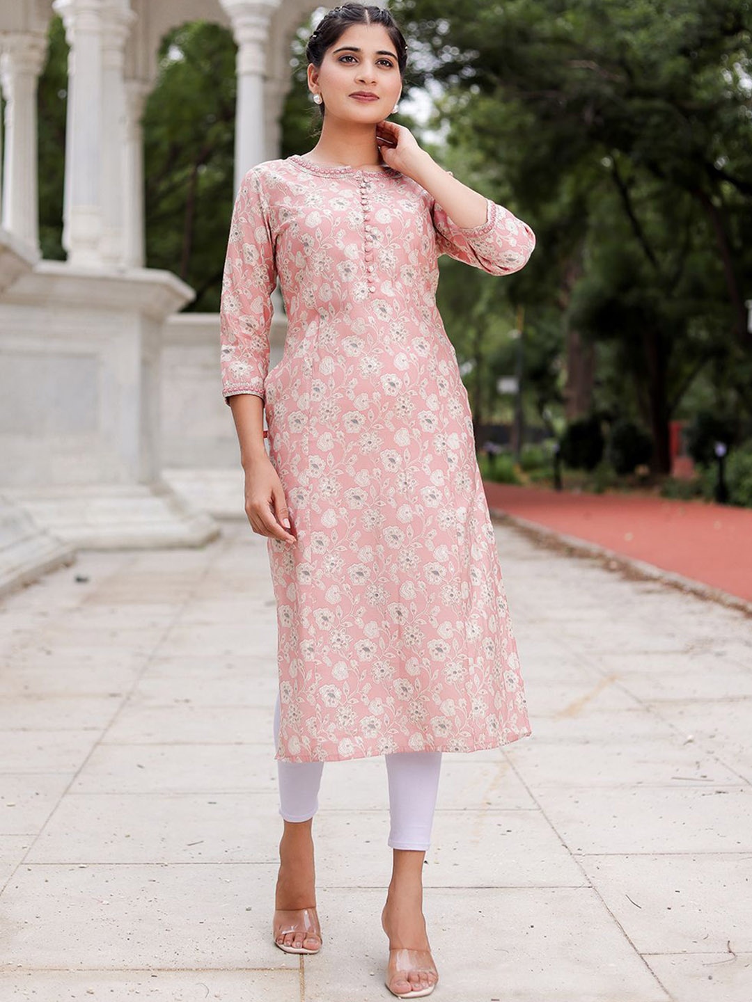 

VASVI Floral Printed Mirror Work Muslin Straight Kurta, Pink