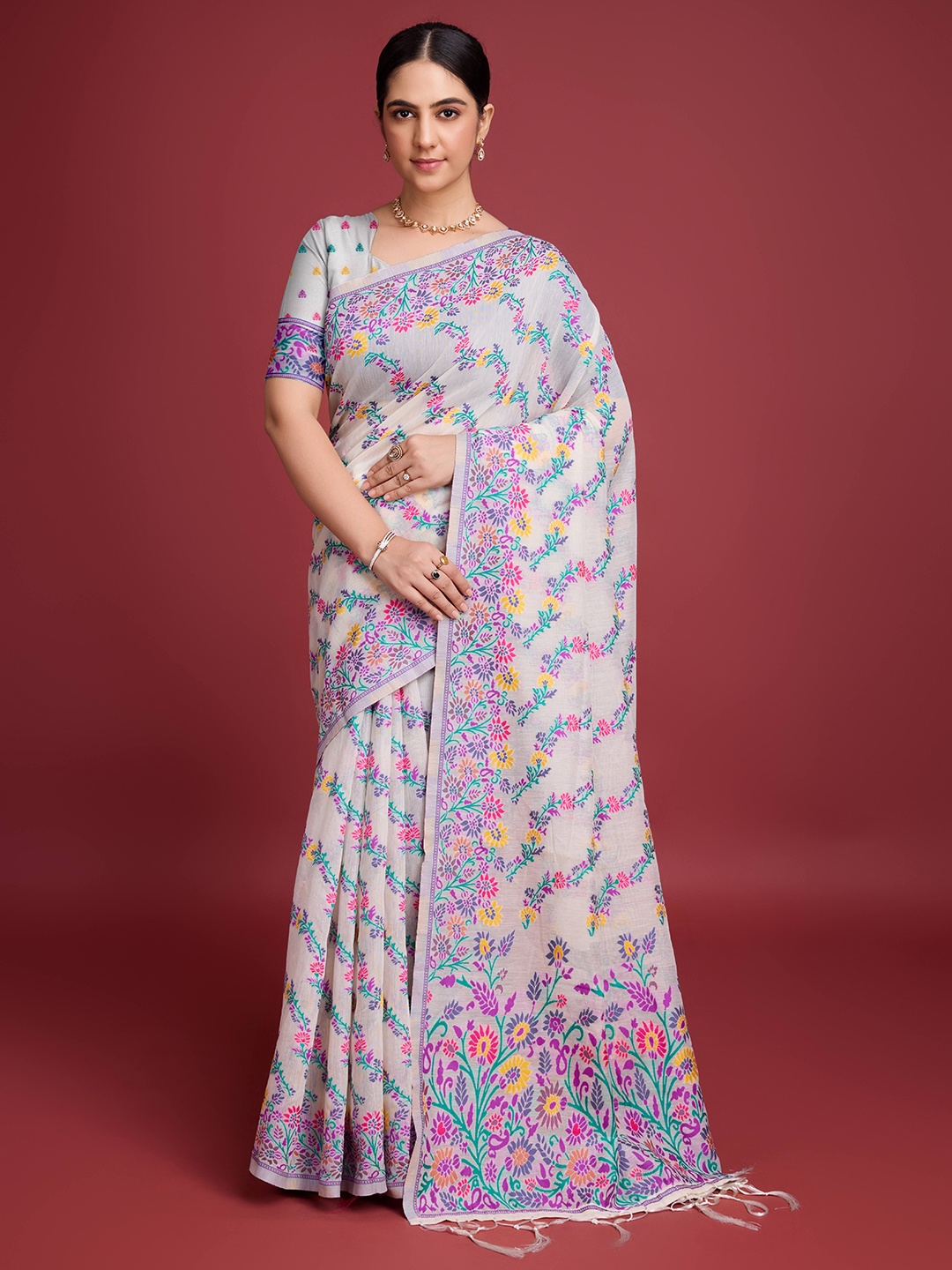 

KALINI Floral Zari Pure Cotton Jamdani Saree, White