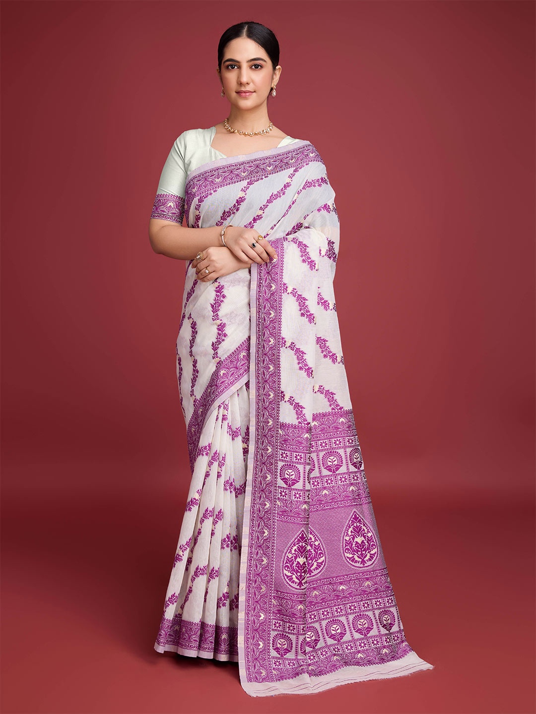 

KALINI Woven Design Ethnic Motifs Pure Cotton Jamdani Saree, Purple